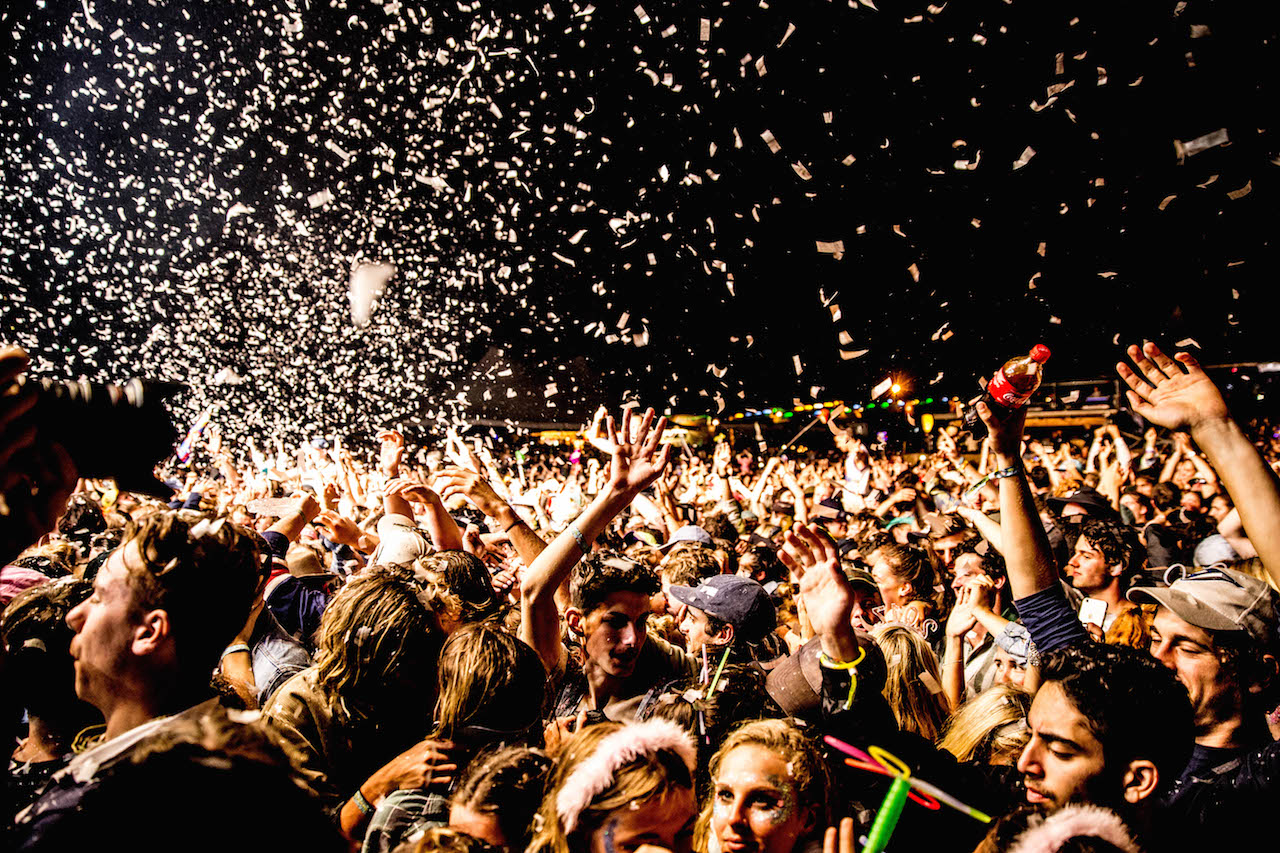 day-4-8-new-years-confetti-falls-lorne-31-12-16-4