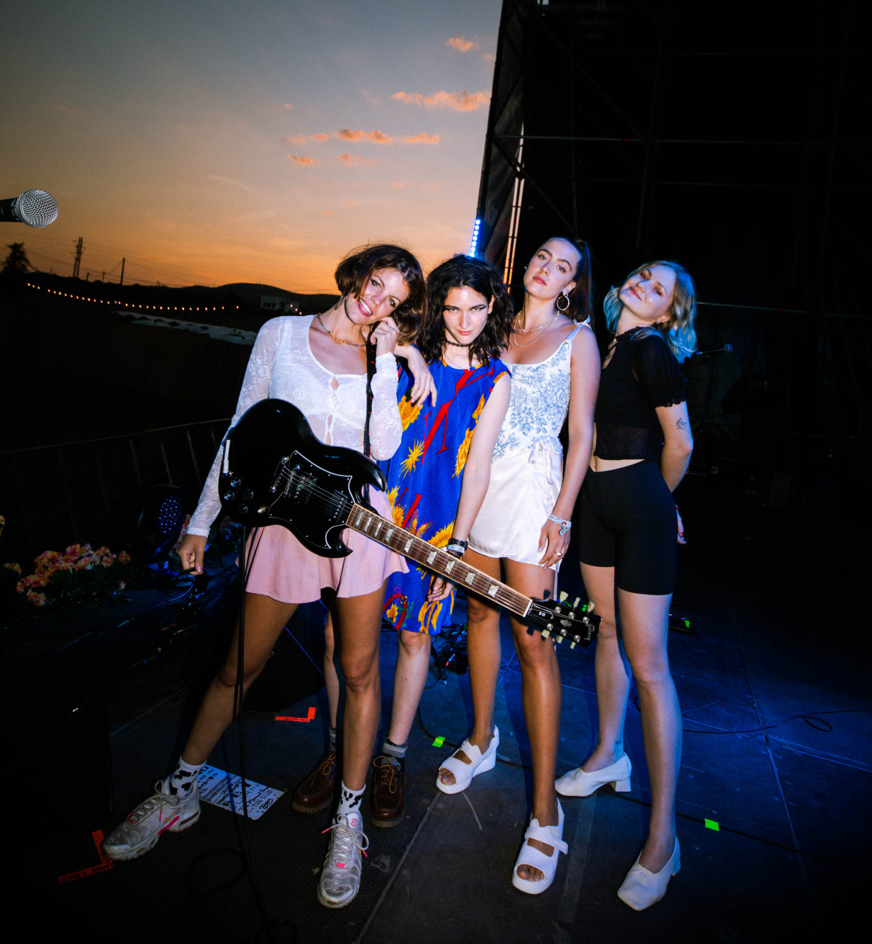 the hinds tour