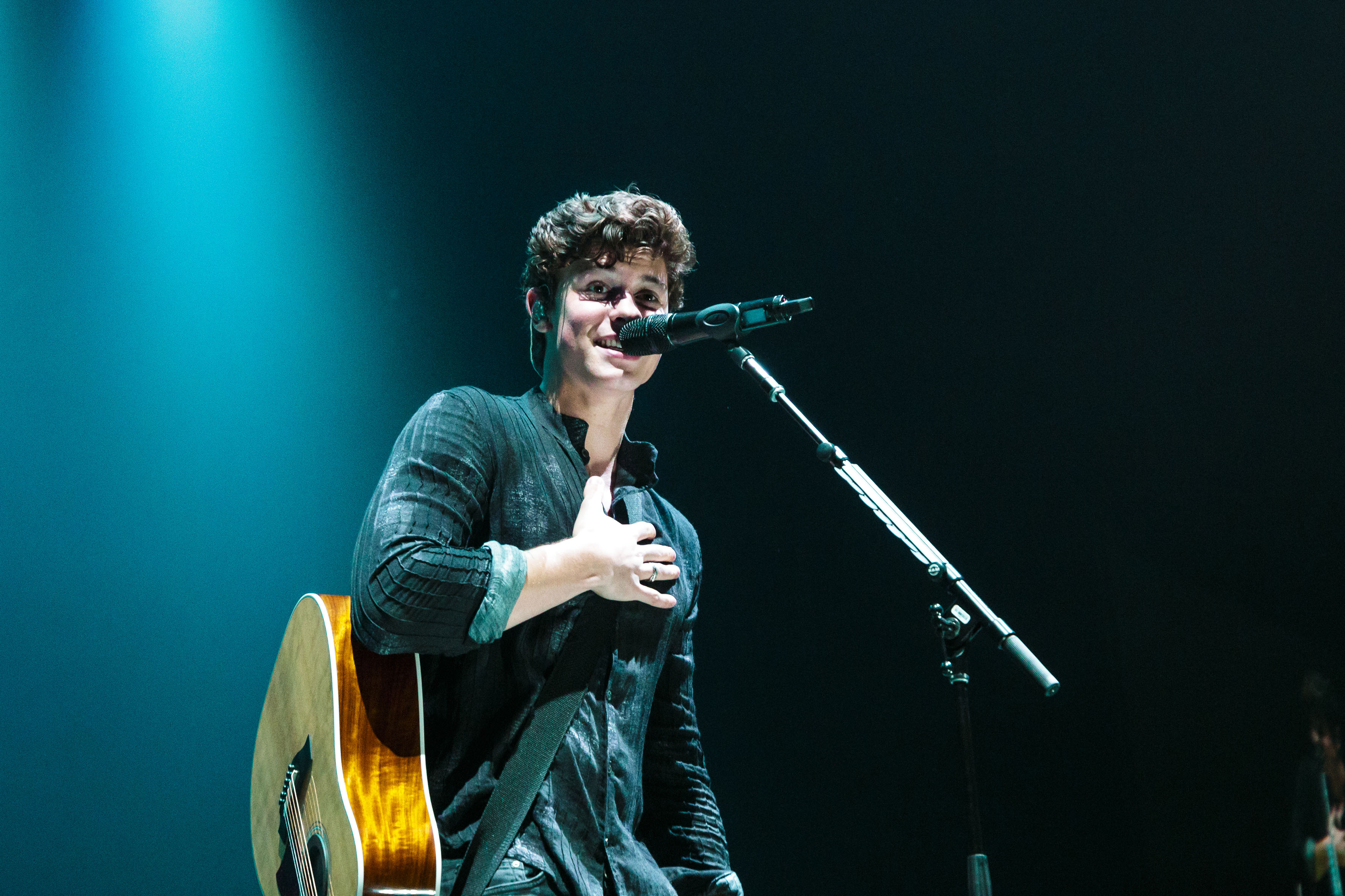 Shawn Mendes Patience - Shawn Mendes World Tour Enmore Theatre Sydney NSW  2/11/16 