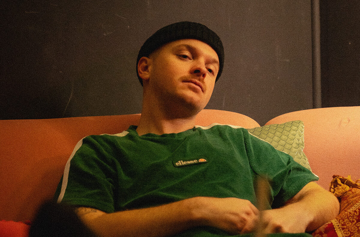 JVLY Teases Forthcoming EP ‘SUNDER’ with New Single ‘SOUTH’